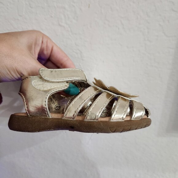 Dream Pairs Closed Toe Flower Summer Dress Sandal in Gold Size 4T - Picture 4 of 4
